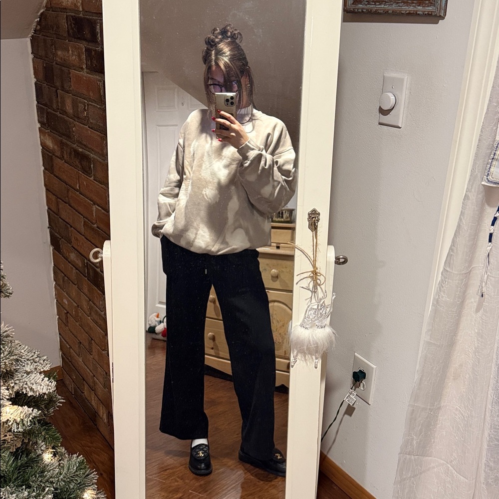 Aritzia TNA Crewneck tye dye